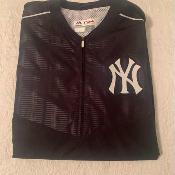 Majestic Navy Blue Yankees Lightweight Pullover - Picture 6 of 6